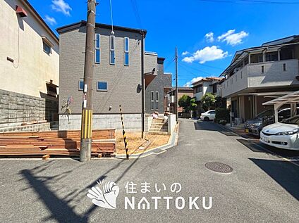 現地写真（前道含む外観）