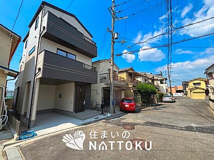 現地写真（前道含む外観）