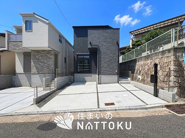 【現地写真(外観)【2号地】】お引渡し後も無償の定期点検を行っており、暮らしの安心をお届けしています。