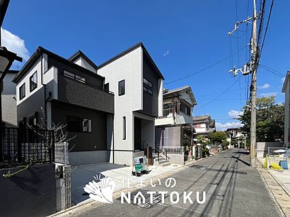 現地写真（前道含む外観）