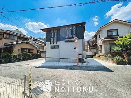 現地写真（前道含む外観）