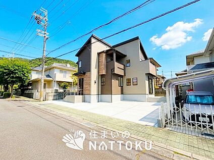 現地写真（前道含む外観）