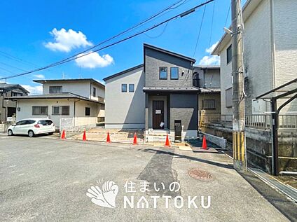 現地写真（前道含む外観）