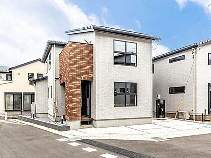 【モデルハウス1号棟　外観】