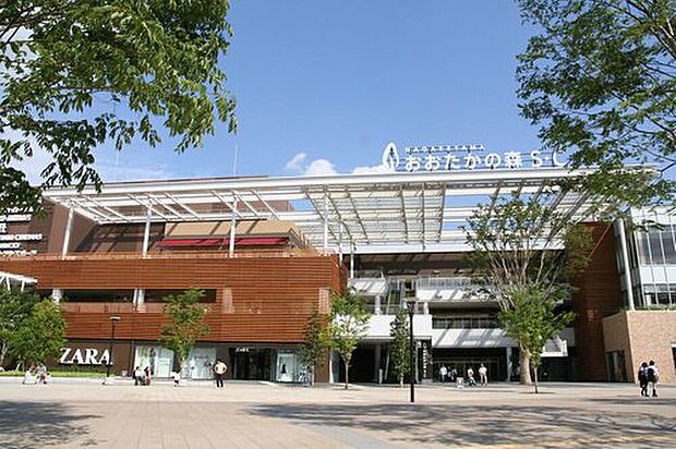 流山おおたかの森ショッピングセンター(約2,380m)