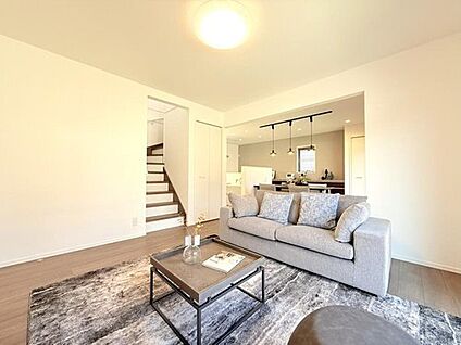 【7号棟　モデルハウス】