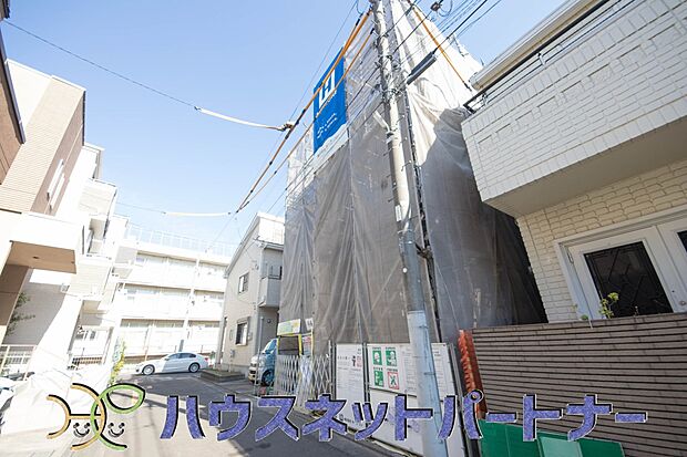 【現地外観写真】家づくりへの想いが設計に表れ、ご家族が快適に過ごす日常を考え工夫された造りです。