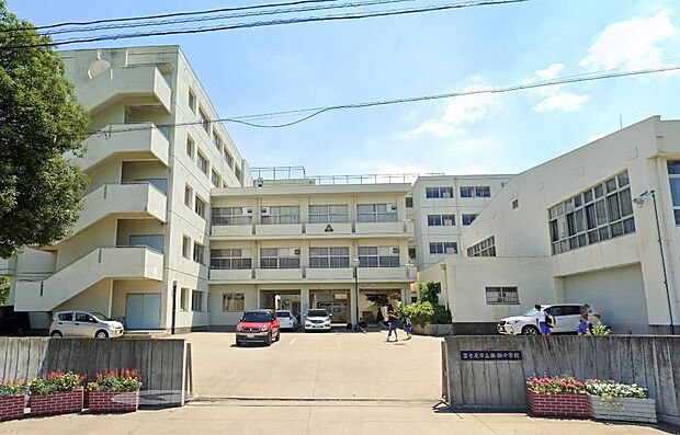 勝瀬中学校（約700m・徒歩9分）