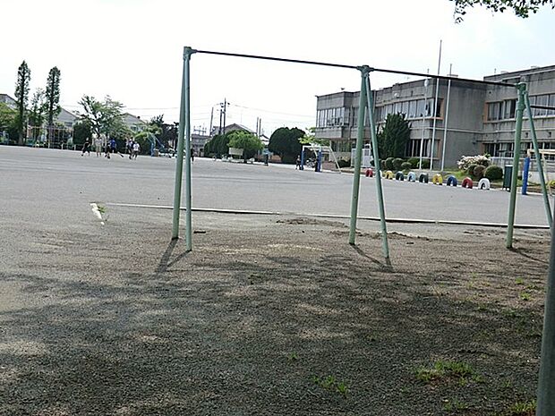 泰平小学校（約160m・徒歩2分）