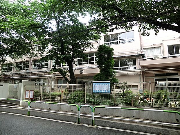 世田谷区立桜丘中学校（約1,200m）