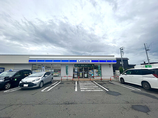 ローソン札幌新琴似7条十二丁目店（約300m）