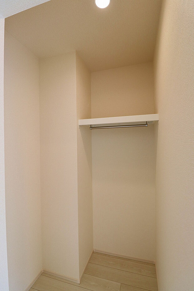 【【2号棟リビングクローク】】リビングがいつでもすっきり♪片付けが楽になる習慣収納!