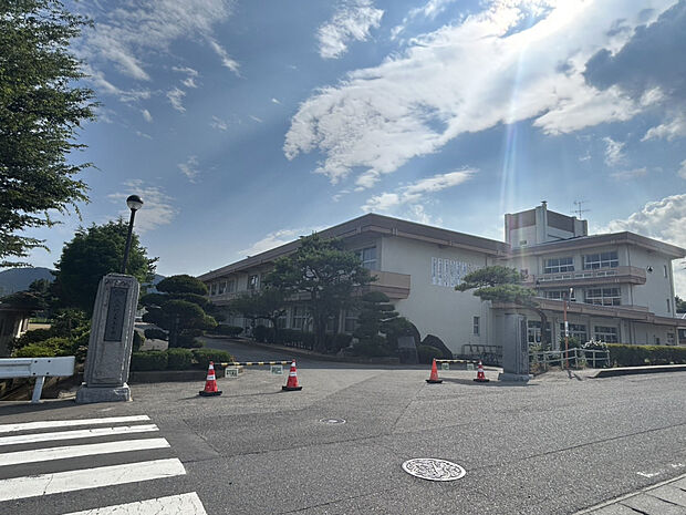 大玉村立大玉中学校（約720m）
