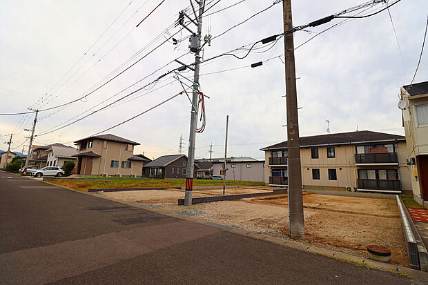 【【造成完了写真】】右側電柱撤去予定。区画図参照ください。