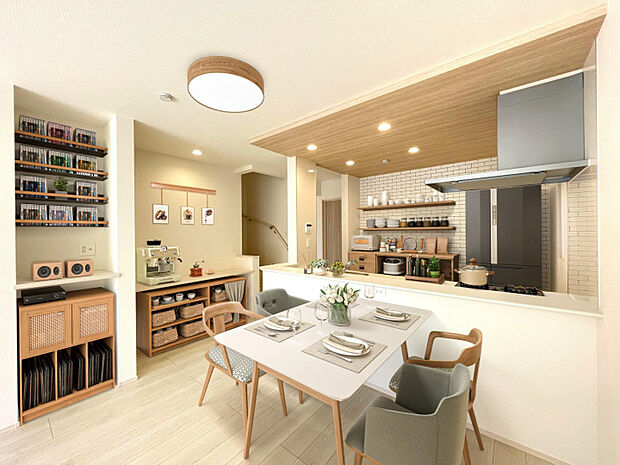 （1）号棟　キッチン・収納スペース（※家具等をCGで加工しています。家具付き販売ではございません。） 　