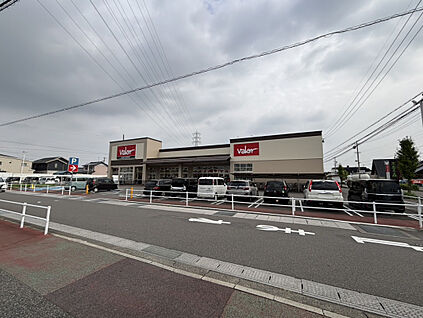 バロー師勝店 735m