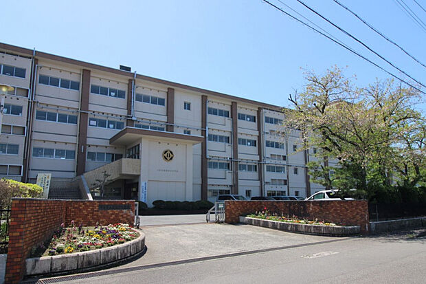 一宮市立浅井中小学校　