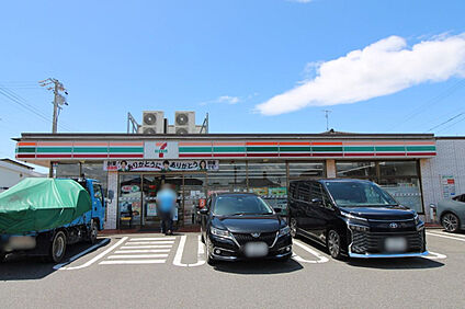 セブンイレブン岩倉神野町店 190m