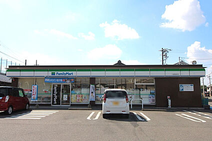 ファミリーマート一宮東浅井店 120m