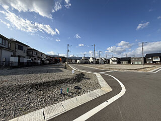 ブルーミングガーデン 大津市雄琴5丁目2期14棟 外観