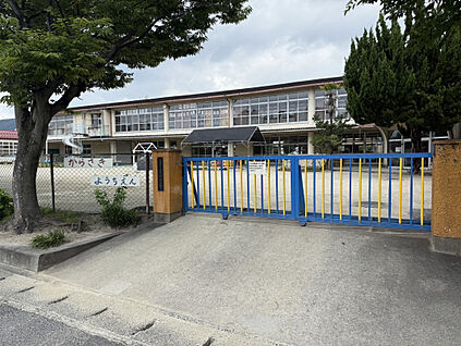 唐崎幼稚園 450m