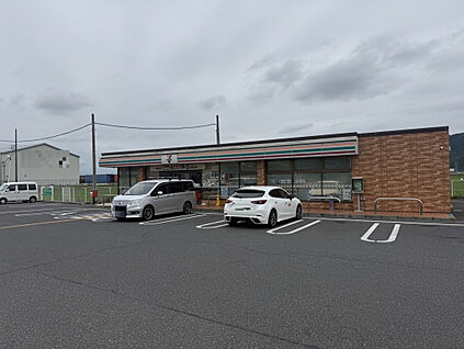 【セブンイレブン五個荘日吉町店】 950m