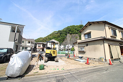 前面道路から見た宅地