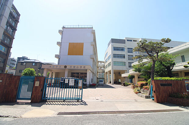 牛田小学校(約1,200m)