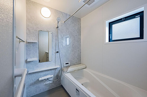 【3号棟:浴室】1坪タイプオートバス採用！※水栓もワンタッチ式。暖房・乾燥・換気システム標準設置。