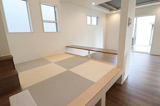 【【(1)号棟 マルチスキップ】】ご家族のライフスタイルに合わせてご活用いただけます。