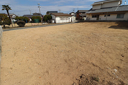 【現地写真】?太陽光パネル搭載物件?