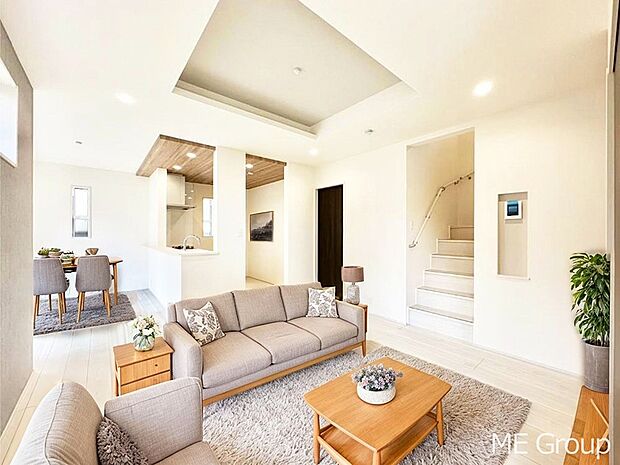 落ち着いた雰囲気のＬＤＫは家族みんなの快適空間※家具はCGです