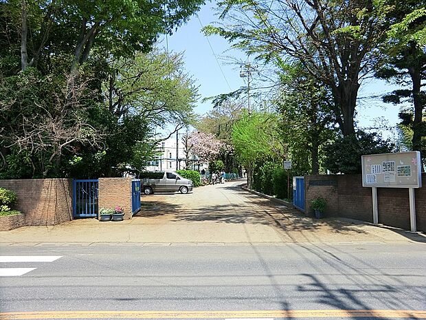 川口市立安行中学校()