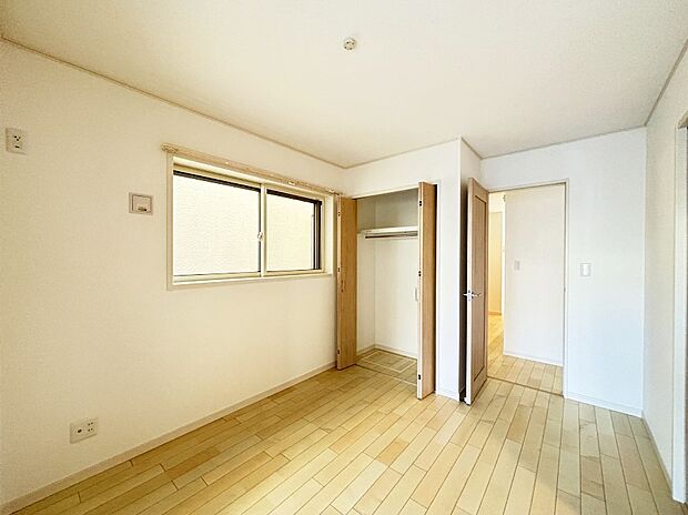 【洋室】自分だけのスペース、どんなお部屋にするかとっても楽しみですね!