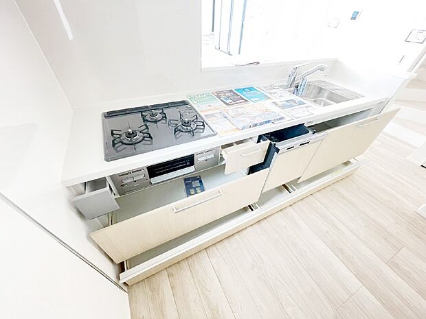 【スライド収納】使いやすさを優先したスライド式収納タイプ！