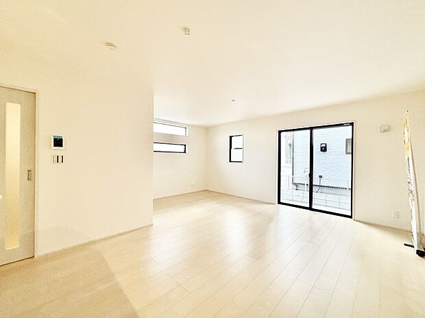 【ダイニング】家族が自然と集まる憩いのスペースになりそう