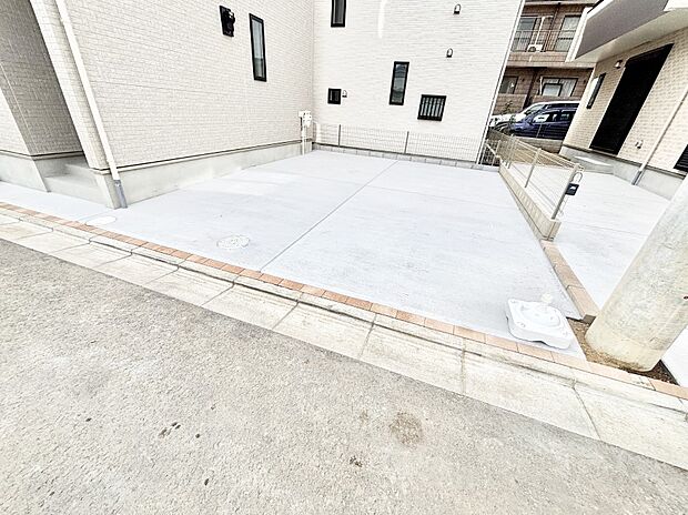 【駐車場】生活に欠かせない駐車スペース。