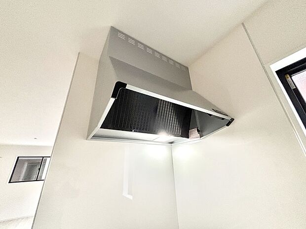 【レンジフード】基本的なお手入れはフィルターのみ！お手入れのしやすさも魅力です。