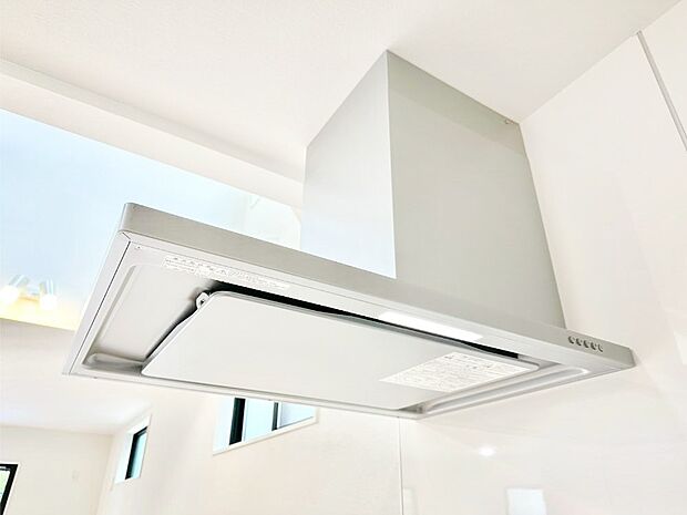 【レンジフード】基本的なお手入れはフィルターのみ！お手入れのしやすさも魅力です。