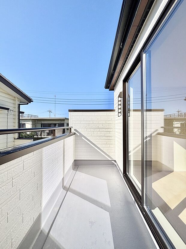 【バルコニー】風通しの良いバルコニー