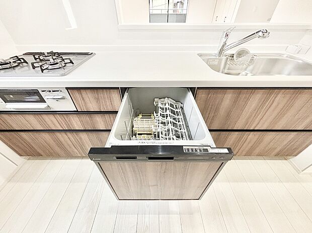 【食洗機】面倒なお片づけは食洗機にお任せ!家事の負担が減って、時間にも気持ちにもゆとりができます。