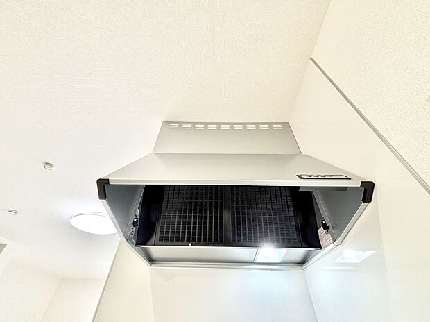 【レンジフード】基本的なお手入れはフィルターのみ！お手入れのしやすさも魅力です。