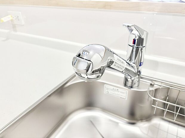 【蛇口一体型浄水器】いつでも清潔なおいしいお水を。一つの水栓で水道水と浄水を使い分け。