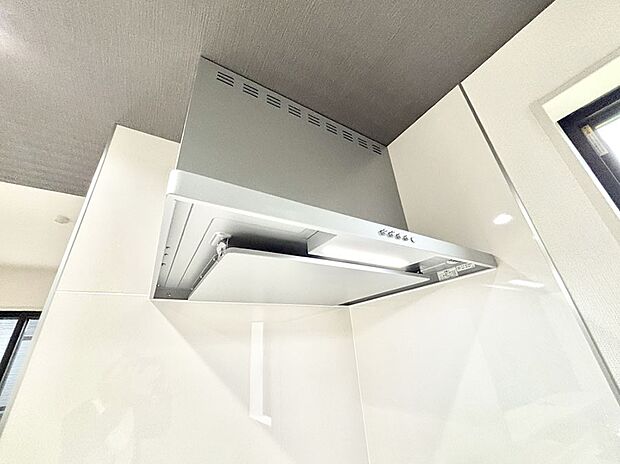 【レンジフード】基本的なお手入れはフィルターのみ！お手入れのしやすさも魅力です。