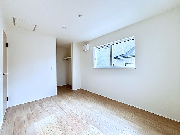 【洋室】自分だけのスペース、どんなお部屋にするかとっても楽しみですね！ 