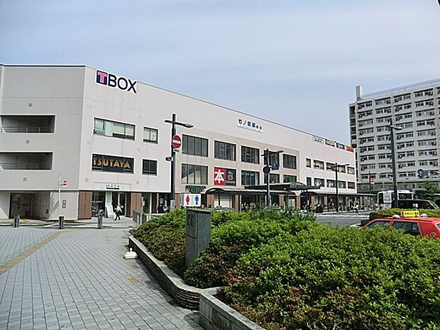 東武伊勢崎線竹ノ塚駅　（約1,360m・徒歩17分）