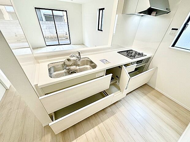 【スライド収納】使いやすさを優先したスライド式収納タイプ！