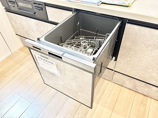 【食洗機】面倒なお片づけは食洗機にお任せ!家事の負担が減って、時間にも気持ちにもゆとりができます。