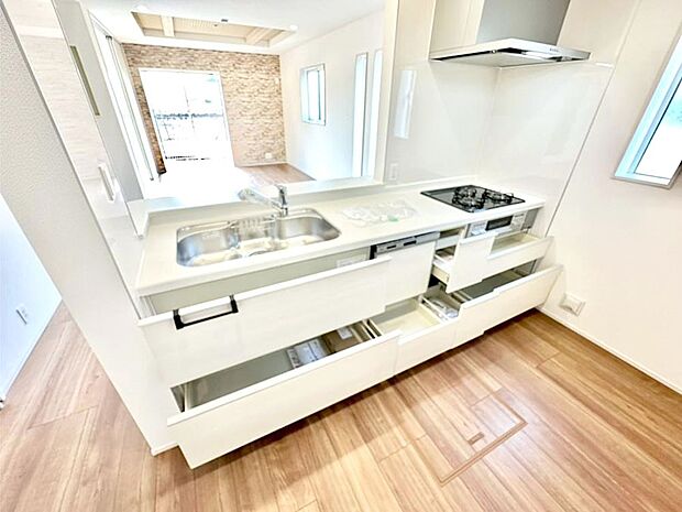 【スライド収納】使いやすさを優先したスライド式収納タイプ！