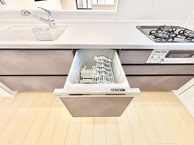 【食洗機】面倒なお片づけは食洗機にお任せ!家事の負担が減って、時間にも気持ちにもゆとりができます。